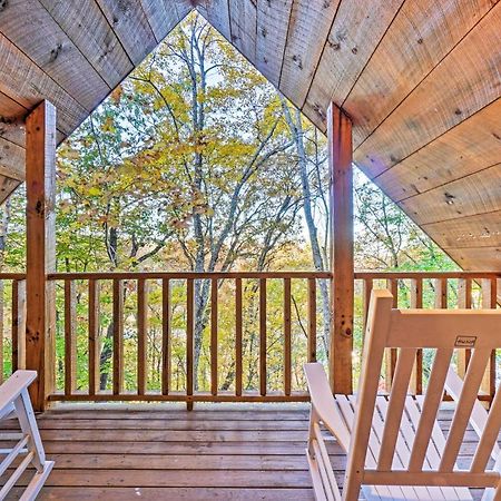 Grin N Bear It Cabin With Hot Tub And Fire Pit! Pigeon Forge Εξωτερικό φωτογραφία