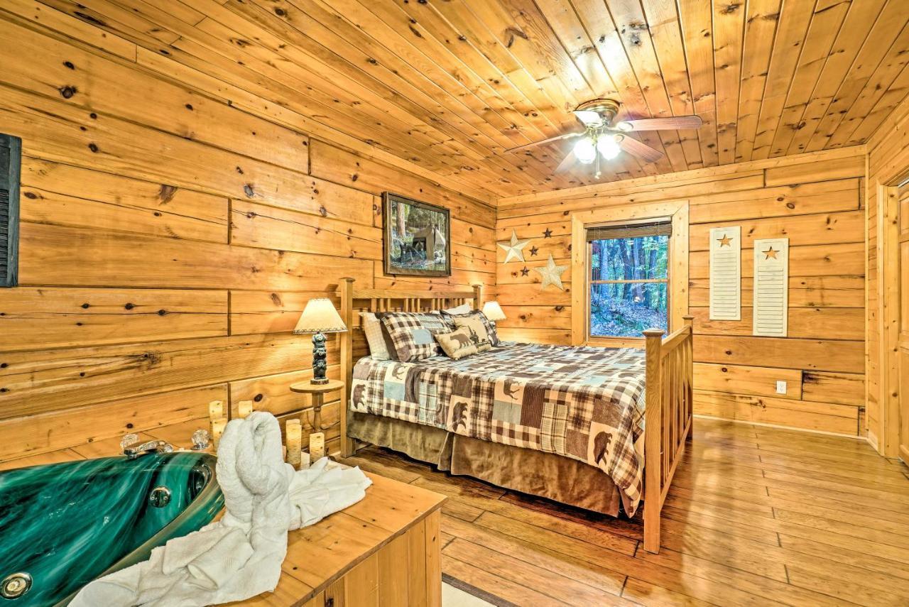 Grin N Bear It Cabin With Hot Tub And Fire Pit! Pigeon Forge Εξωτερικό φωτογραφία