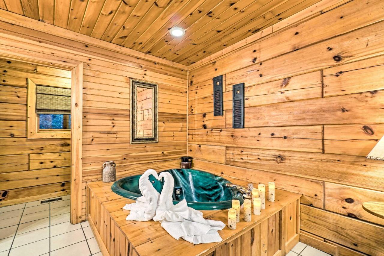 Grin N Bear It Cabin With Hot Tub And Fire Pit! Pigeon Forge Εξωτερικό φωτογραφία