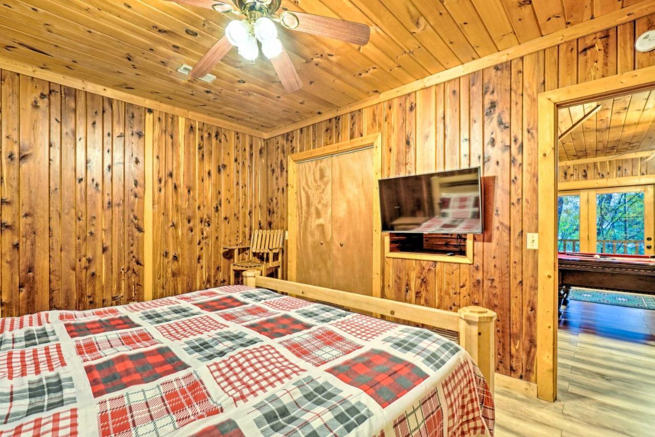 Grin N Bear It Cabin With Hot Tub And Fire Pit! Pigeon Forge Εξωτερικό φωτογραφία