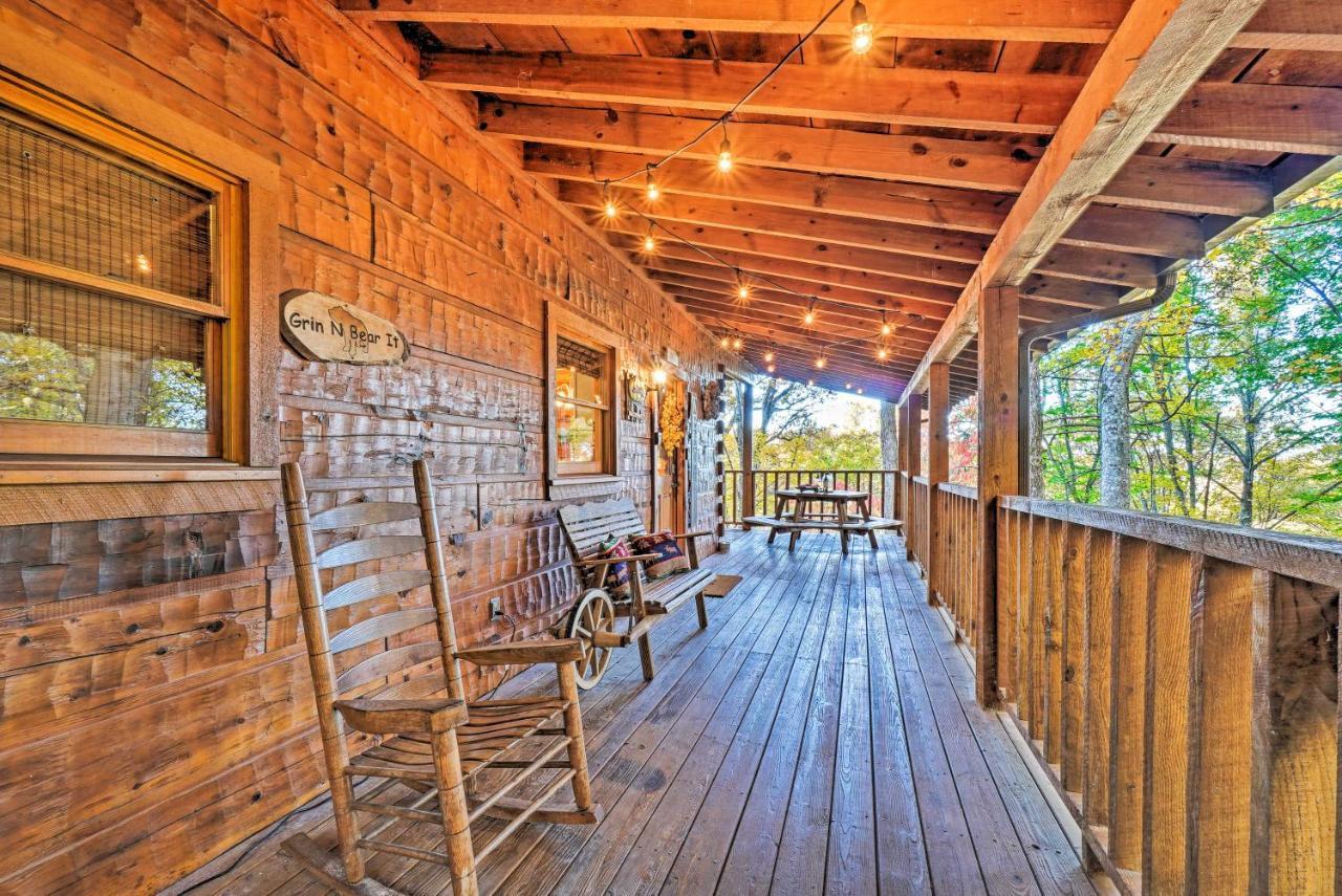 Grin N Bear It Cabin With Hot Tub And Fire Pit! Pigeon Forge Εξωτερικό φωτογραφία